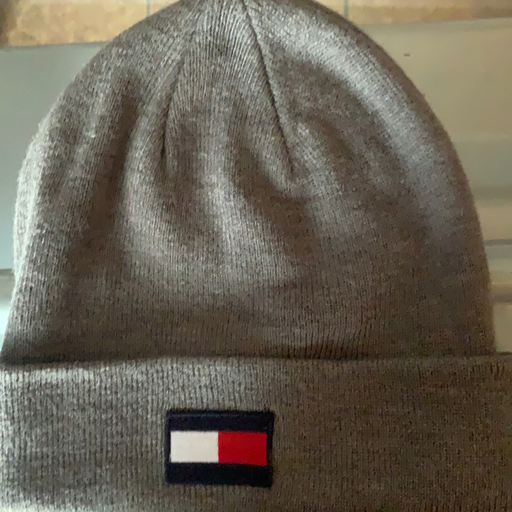 Tommy Hilfiger Beanie ⬜️🟥